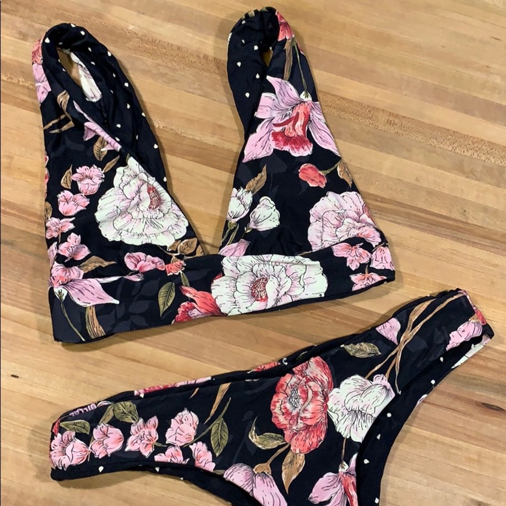 Billabong Reversible Bikini